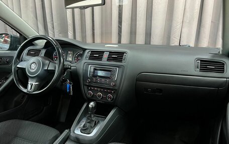 Volkswagen Jetta VI, 2014 год, 949 888 рублей, 15 фотография