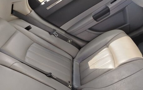 Chrysler 300C II, 2006 год, 1 300 000 рублей, 13 фотография