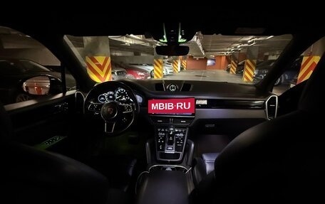 Porsche Cayenne III, 2019 год, 6 000 000 рублей, 18 фотография