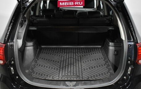 Mitsubishi Outlander III рестайлинг 3, 2017 год, 2 599 000 рублей, 20 фотография