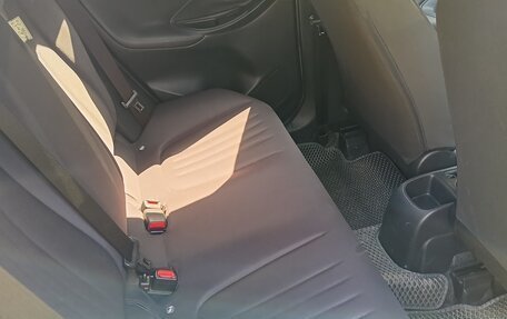 Toyota Yaris, 2020 год, 1 250 000 рублей, 5 фотография