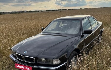 BMW 7 серия, 1996 год, 800 000 рублей, 2 фотография