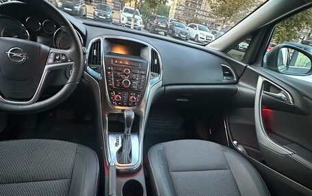 Opel Astra J, 2011 год, 820 000 рублей, 5 фотография