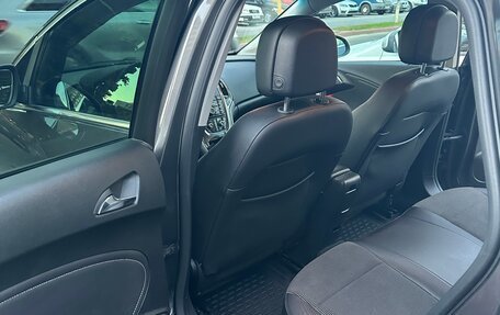 Opel Astra J, 2011 год, 820 000 рублей, 14 фотография