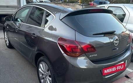 Opel Astra J, 2011 год, 820 000 рублей, 10 фотография