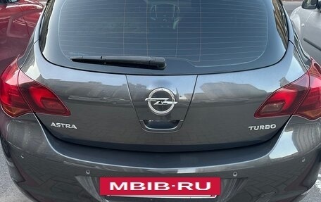 Opel Astra J, 2011 год, 820 000 рублей, 11 фотография