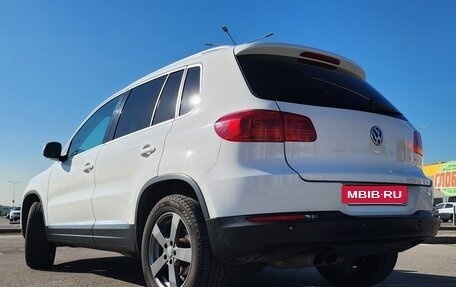 Volkswagen Tiguan I, 2011 год, 1 280 000 рублей, 2 фотография
