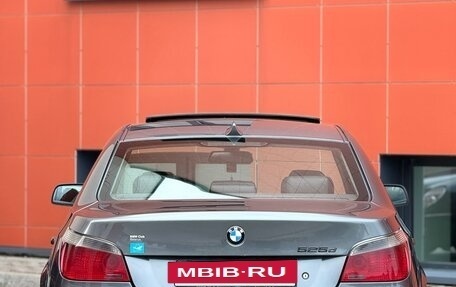 BMW 5 серия, 2004 год, 1 150 000 рублей, 2 фотография