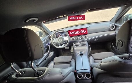 Mercedes-Benz E-Класс, 2019 год, 4 000 000 рублей, 18 фотография