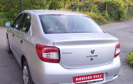 Renault Logan II, 2017 год, 1 000 000 рублей, 4 фотография