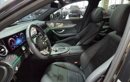 Mercedes-Benz E-Класс, 2022 год, 3 989 123 рублей, 6 фотография