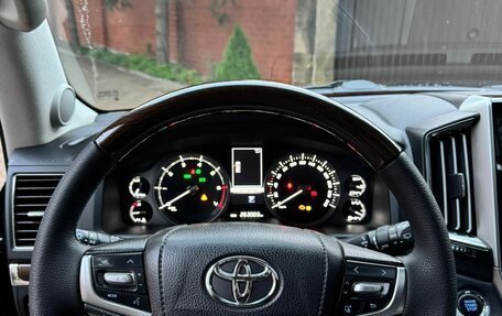 Toyota Land Cruiser 200, 2015 год, 5 200 000 рублей, 8 фотография