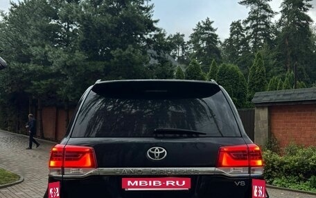 Toyota Land Cruiser 200, 2015 год, 5 200 000 рублей, 3 фотография