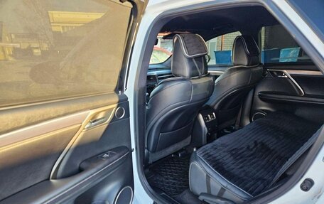 Lexus RX IV рестайлинг, 2019 год, 5 470 000 рублей, 10 фотография