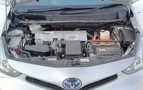 Toyota Prius Alpha I (ZVW40/41), 2019 год, 1 800 000 рублей, 13 фотография