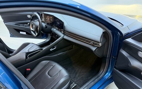 Hyundai Elantra, 2022 год, 1 570 000 рублей, 15 фотография