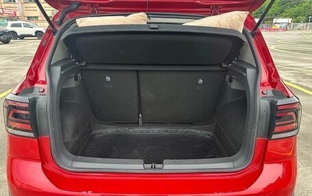Volkswagen T-Cross I, 2021 год, 1 630 000 рублей, 9 фотография