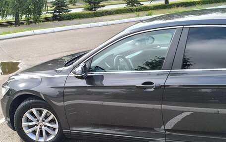 Volkswagen Passat B8 рестайлинг, 2018 год, 1 750 000 рублей, 4 фотография