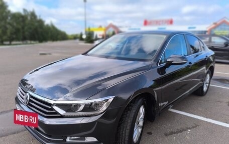 Volkswagen Passat B8 рестайлинг, 2018 год, 1 750 000 рублей, 3 фотография