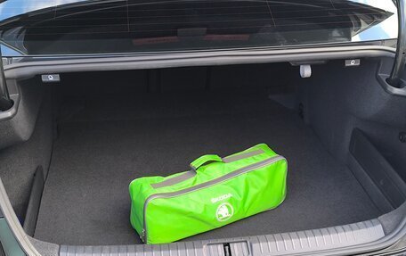 Volkswagen Passat B8 рестайлинг, 2018 год, 1 750 000 рублей, 25 фотография