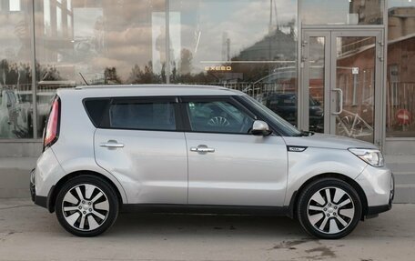 KIA Soul II рестайлинг, 2016 год, 1 400 000 рублей, 4 фотография