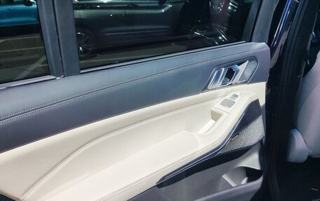 BMW X7, 2021 год, 10 500 000 рублей, 28 фотография