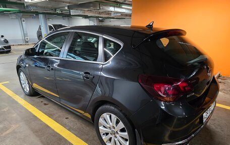 Opel Astra J, 2014 год, 1 150 000 рублей, 4 фотография