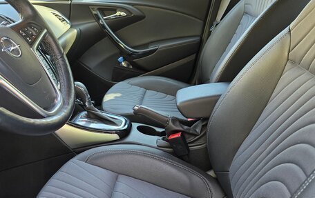 Opel Astra J, 2014 год, 1 150 000 рублей, 17 фотография