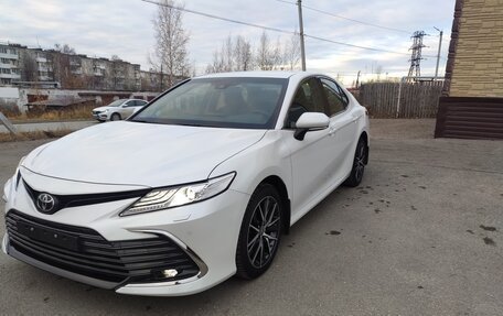 Toyota Camry, 2022 год, 4 100 000 рублей, 5 фотография