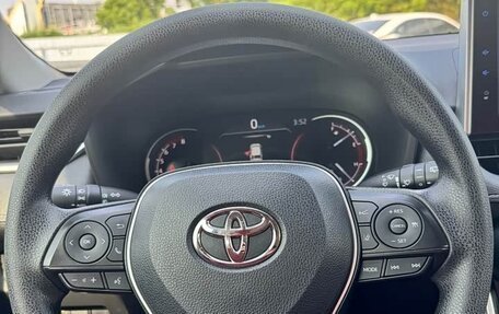 Toyota RAV4, 2021 год, 3 300 013 рублей, 12 фотография