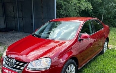 Volkswagen Jetta VI, 2010 год, 705 000 рублей, 1 фотография