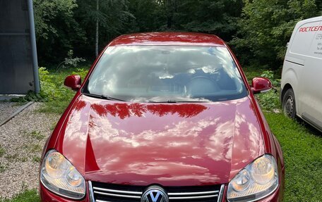 Volkswagen Jetta VI, 2010 год, 705 000 рублей, 2 фотография