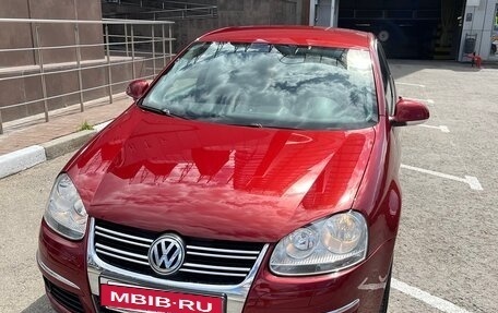Volkswagen Jetta VI, 2010 год, 705 000 рублей, 6 фотография