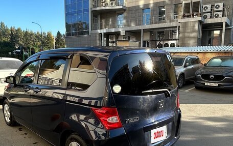 Honda Freed I, 2008 год, 1 100 000 рублей, 2 фотография