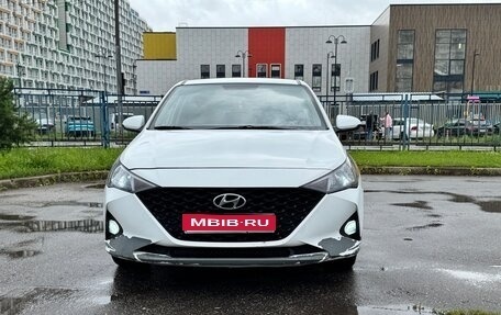 Hyundai Solaris II рестайлинг, 2020 год, 845 000 рублей, 1 фотография