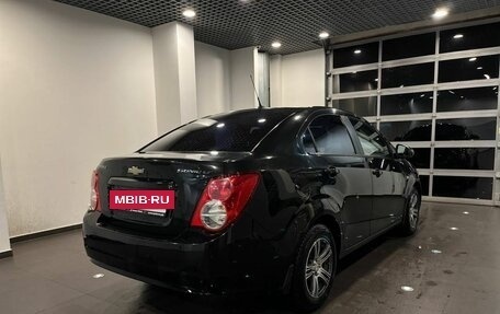 Chevrolet Aveo III, 2012 год, 700 000 рублей, 3 фотография