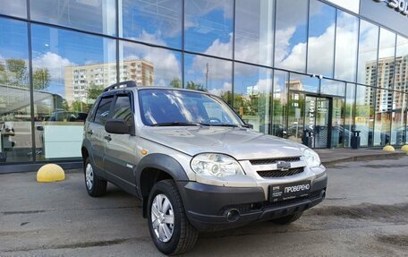 Chevrolet Niva I рестайлинг, 2011 год, 337 500 рублей, 3 фотография