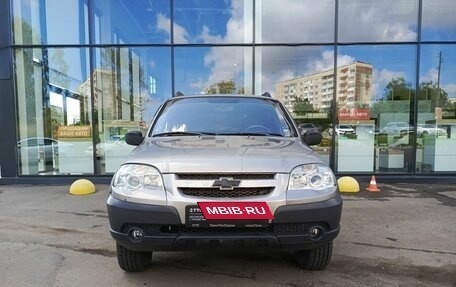 Chevrolet Niva I рестайлинг, 2011 год, 337 500 рублей, 2 фотография