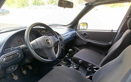 Chevrolet Niva I рестайлинг, 2011 год, 337 500 рублей, 16 фотография