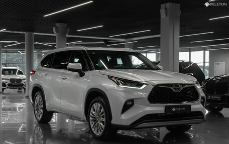 Toyota Highlander, 2025 год, 5 540 000 рублей, 2 фотография