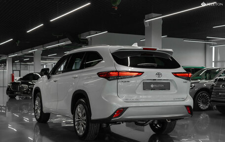 Toyota Highlander, 2025 год, 5 540 000 рублей, 4 фотография