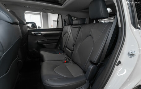 Toyota Highlander, 2025 год, 5 540 000 рублей, 14 фотография