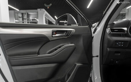 Toyota Highlander, 2025 год, 5 540 000 рублей, 17 фотография