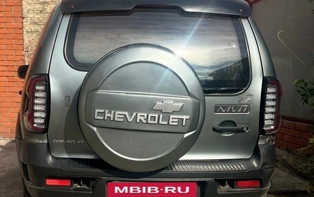 Chevrolet Niva I рестайлинг, 2009 год, 500 000 рублей, 7 фотография