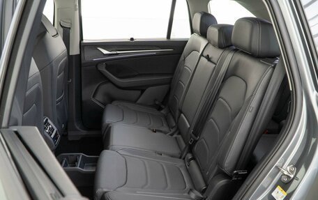 Skoda Kodiaq, 2025 год, 5 190 444 рублей, 13 фотография