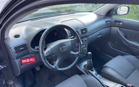 Toyota Avensis III рестайлинг, 2006 год, 650 000 рублей, 14 фотография