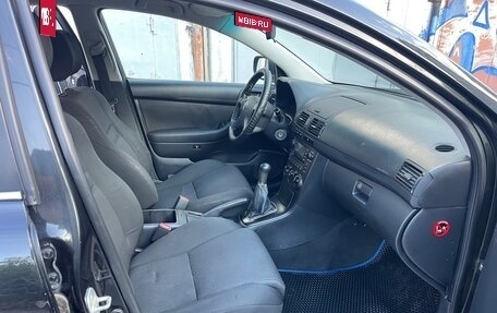 Toyota Avensis III рестайлинг, 2006 год, 650 000 рублей, 12 фотография