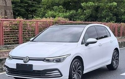 Volkswagen Golf VIII, 2021 год, 1 700 000 рублей, 1 фотография