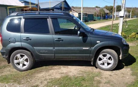 Chevrolet Niva I рестайлинг, 2016 год, 600 000 рублей, 1 фотография