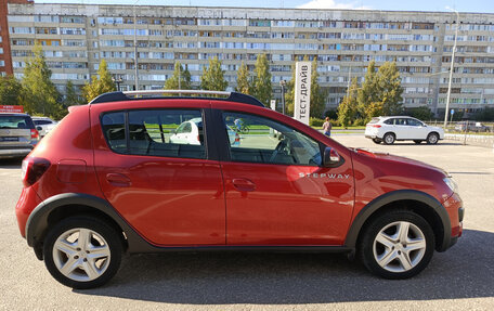 Renault Sandero II рестайлинг, 2015 год, 810 000 рублей, 4 фотография
